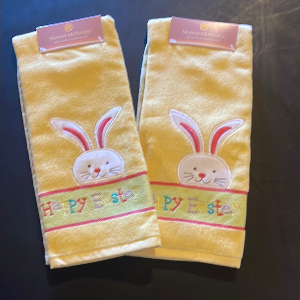 Kohl's Yellow and Pink Cartoon Rabbit Towels
